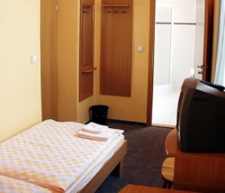 ���� ����� Jerome Hous 3*