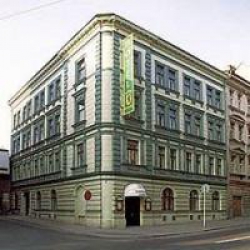 ���� ����� La Boutique 4*