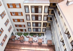 ���� ����� Majestic Plaza 4*