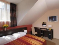���� ����� Manes 4*