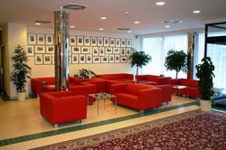 ���� ����� Ramada Airport Hotel Prague 4*
