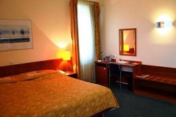 ���� ����� Ramada Airport Hotel Prague 4*