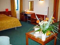 ���� ����� Ramada Airport Hotel Prague 4*