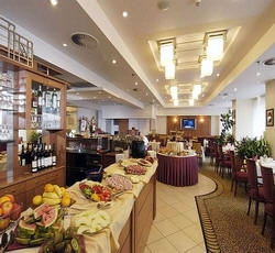 ���� ����� Ramada Grand Hotel Symphony 4*