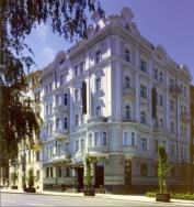 ���� ����� Riverside 5*