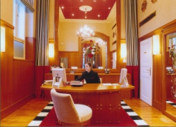 ���� ����� Riverside 5*