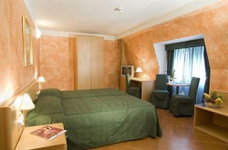 ���� ����� Roma 4*