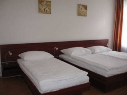 ���� ����� Susa 3*