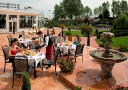 ���� ����� Top Hotel Praha 4*