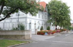 ���� ����� Zlata Praha 3*