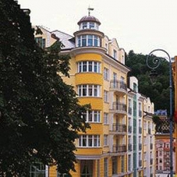 ���� ����� Aura Palace 4*