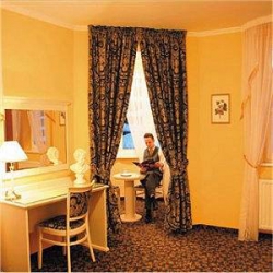 ���� ����� Aura Palace 4*