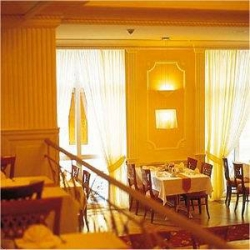 ���� ����� Aura Palace 4*