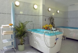 ���� ����� Central 4*