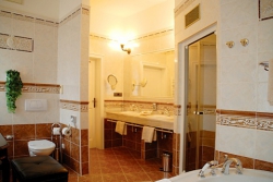 ���� ����� Livia 4*