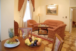���� ����� Livia 4*