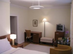 ���� ����� Palatin 3*