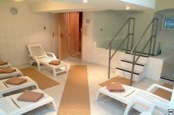 ���� ����� VLU Chopin Villa 2*