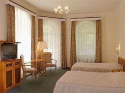 ���� ����� Anglicky dvur 4*