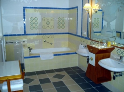 ���� ����� Tri Lilie 4*