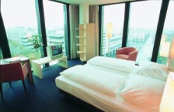 ���� ����� Ramada Plaza 4*