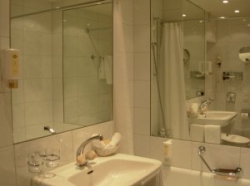 ���� ����� Christiania 4*