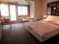 ���� ����� Eigerblick 4*