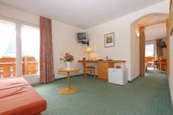 ���� ����� Grichting-Badnerhof 4*