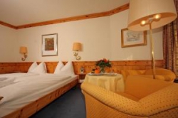 ���� ����� Quadratscha 4*