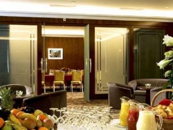 ���� ����� Tiffany 4*