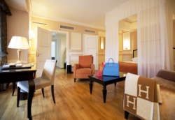 ���� ����� Chateau Douchy 4*