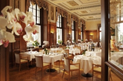���� ����� Esplanade 4*