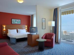 ���� ����� Ramada Hotel La Palma au Lac 4*