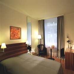 ���� ����� Central Plaza 4*