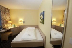 ���� ����� Senator 4*