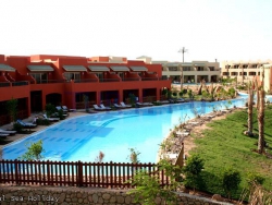 ���� ����� Coral Sea Holiday Village 5*