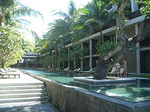 ���� ����� The Oasis Beach Resort Spa 3*