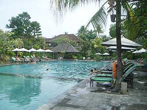 ���� ����� Santika Beach 4*