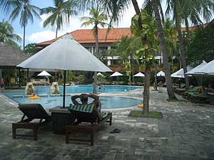 ���� ����� Santika Beach 4*