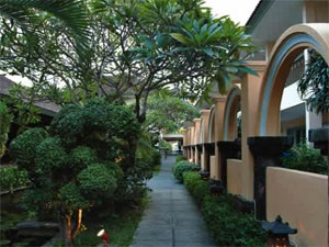���� ����� Legian Paradiso 3*