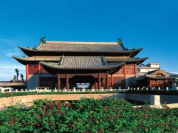 ���� ����� Crowne Plaza Sanya 5*