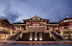 ���� ����� The Ritz-Carlton 5*