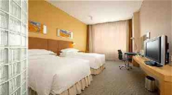 ���� ����� Holiday Inn Express Wujiaochang 3*