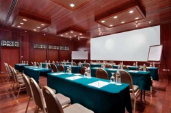 ���� ����� Hilton Batang Ai Longhouse Resort 4*
