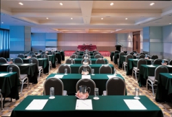 ���� ����� Parkroyal 5*