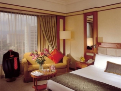 ���� ����� Traders Hotel 5*