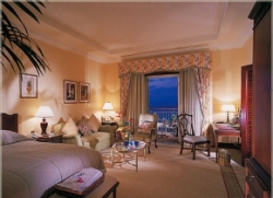   Ritz Carlton Dubai 5*