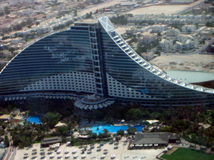   Jumeirah Beach Hotel 5*
