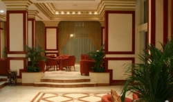   Emirates Palace Hotel Suites 4*