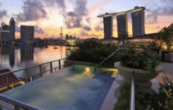 ���� ����� Fullerton Bay 5*